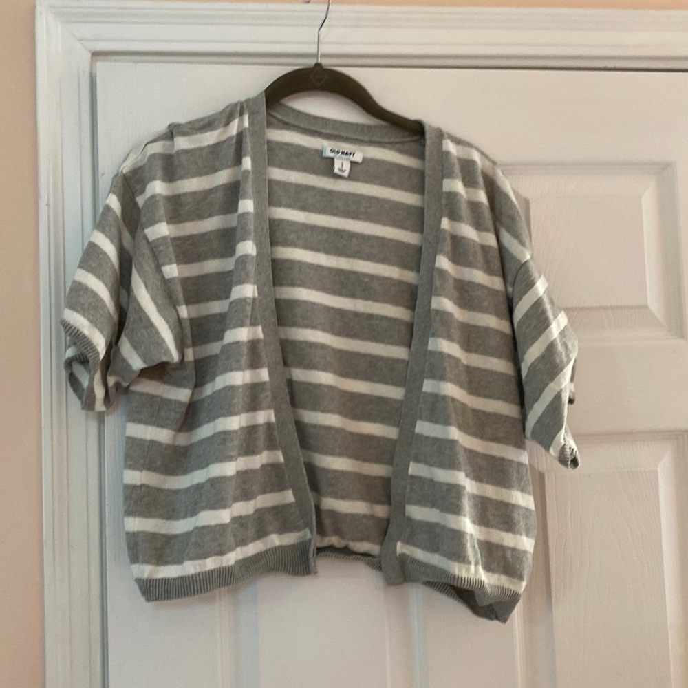 👚 old navy L cropped sweater